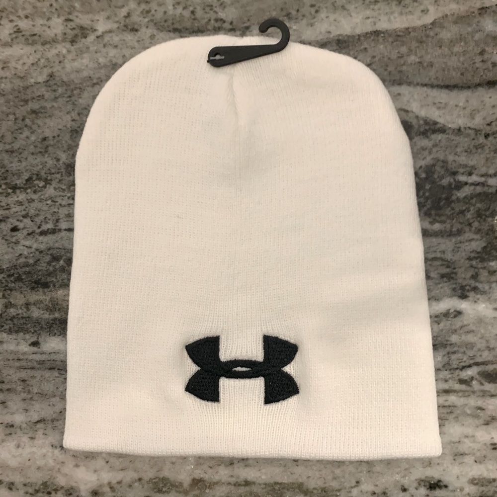 New!! Under armor Men’s winter hat ❄️